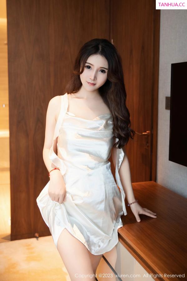林煊煊  [XiuRen]高清写真图 2023.10.25 No.7558 林煊煊 妩媚美腿第25张图片